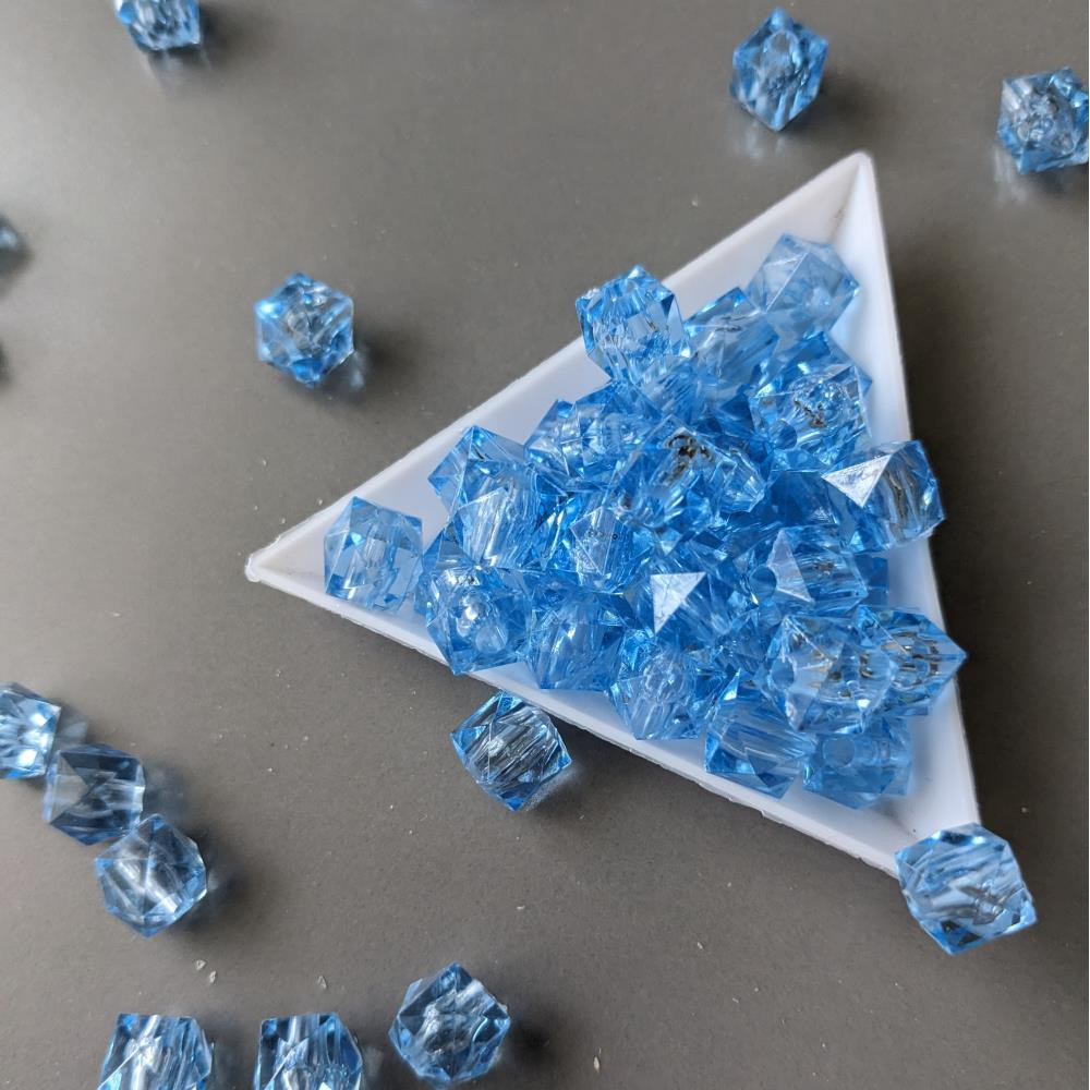 10 mm kockovй korбlky, modrэ akryl, 500 gramov, 1200 kusov