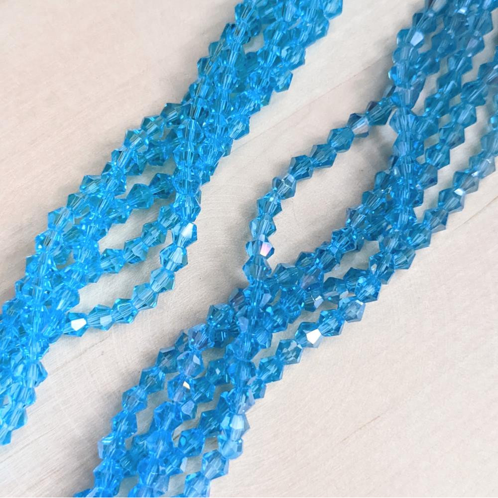 dvojkužeľová modrá, jasne priehľadná, AB 4 mm