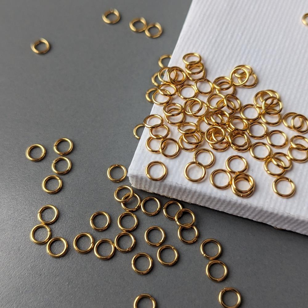 Spojovací krúžok z nehrdzavejúcej ocele zlatý 0,6*4 mm
