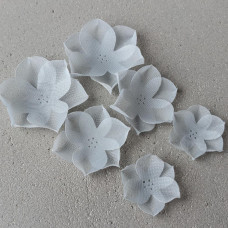 Šifónový kvet marshmallow sivo-modrý 4 cm