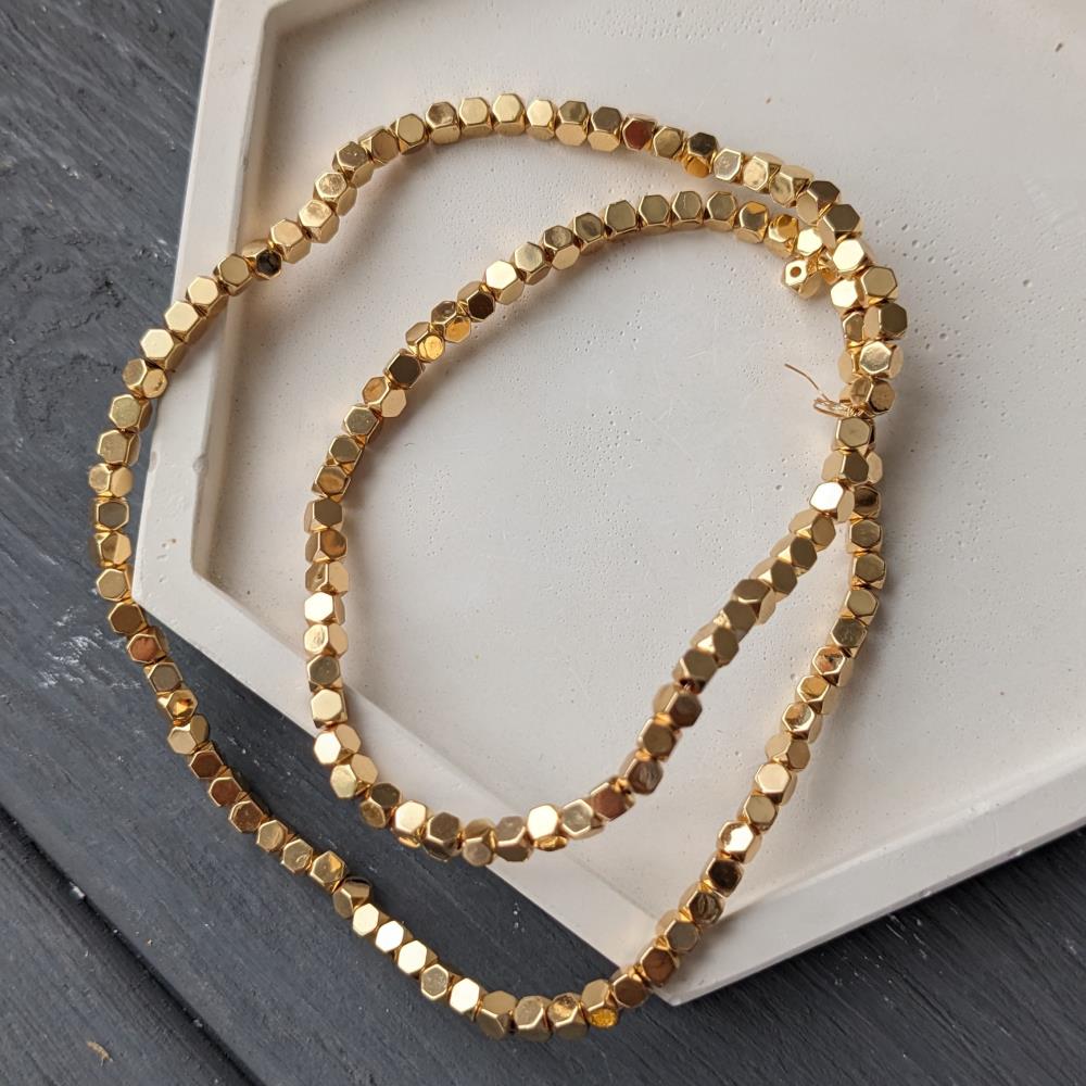 hematit šesťuholník 3 mm zlato