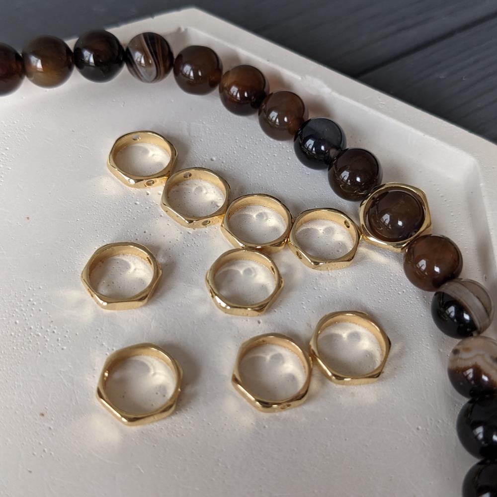 Šesťuholníkový obrys pre 8 mm korálku, luxusná zlatá zliatina