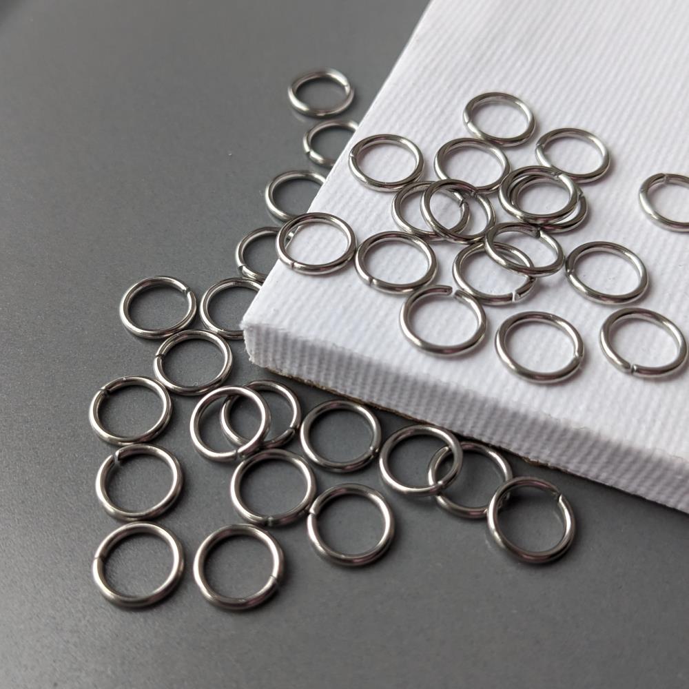 Spojovací krúžok z nehrdzavejúcej ocele 1*8 mm