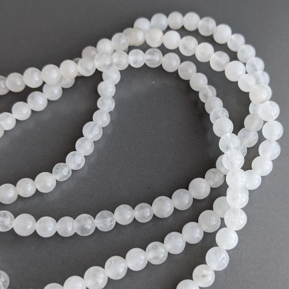 Biely kremeň 6 mm 38 cm