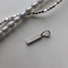 Prívesok Xuping s kubickým zirkónom, 3,5 x 20 mm, ródiovaný