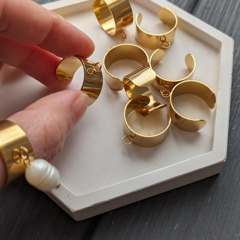 Základňa prsteňa s 10 mm očkom, pozlátená 18K zlatom