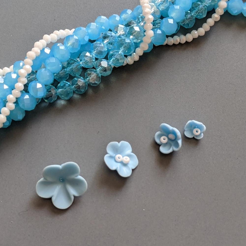 Hlinenэ kvet okrъhly 15 mm modrэ