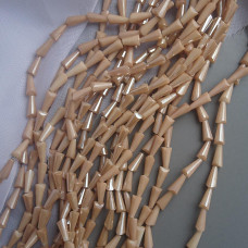 Béžový kužeľový krištáľ 6*12