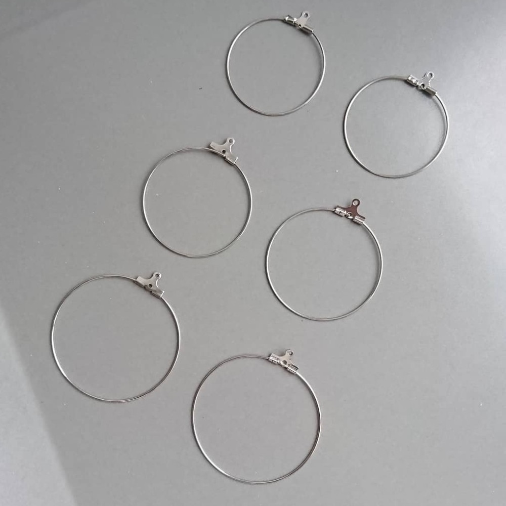 Oceľový prsteň na náušnice 30 mm.