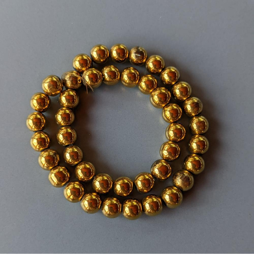 40 okrúhlych zlatých korálok, 8 mm