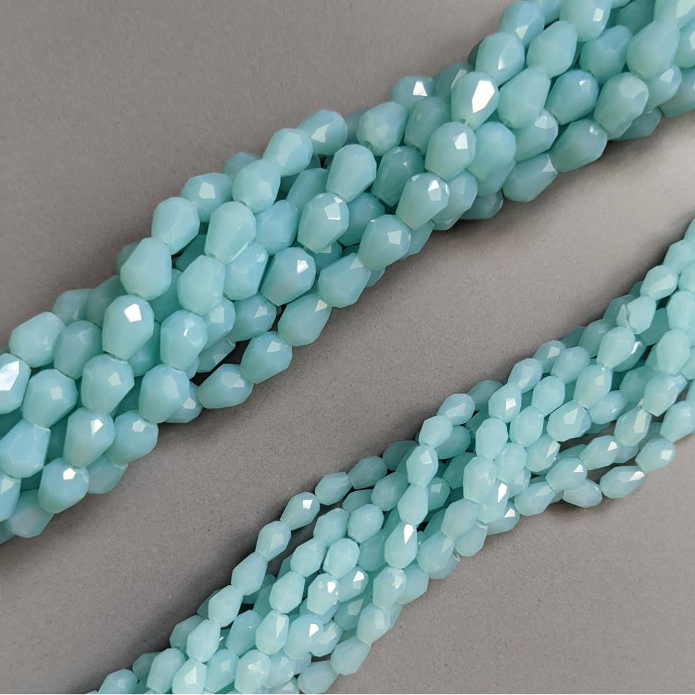 Krištáľová kvapka modrého opálu 4*6